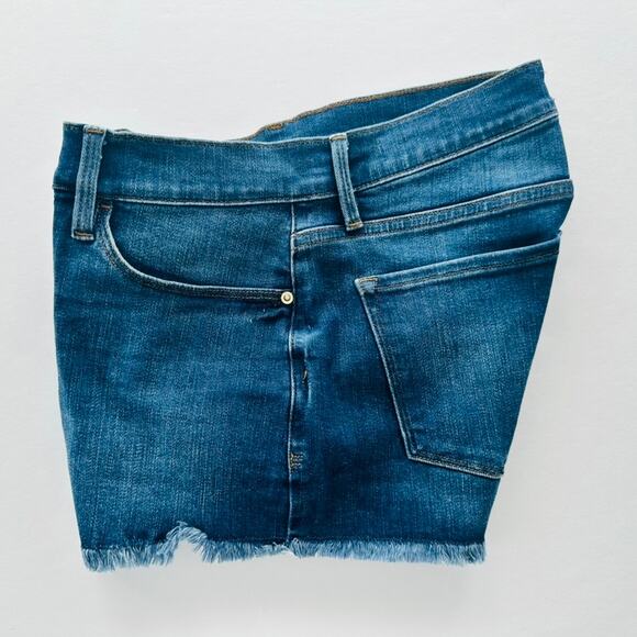 Frame Denim Le Cutoff Jean Shorts Size 26 Medium Blue Wash Fray Hem 3" Inseam - Picture 5 of 6